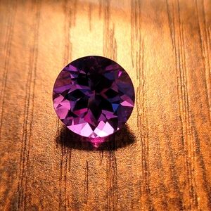 🌴🌊Summer Sale!🌊🌴2.77 Carat Color Change Sapphire